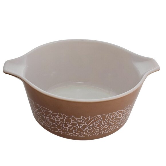 Pyrex Woodland Brown Casserole Dish 1.5qt Corelle  Corning white outlined flower - Picture 2 of 8